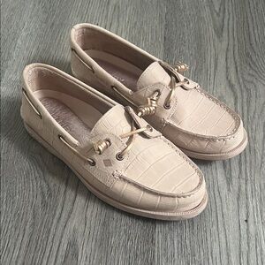 Sperry Beige Leather Loafers